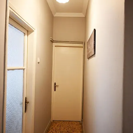 アパート Thess Central 2br & Balconies